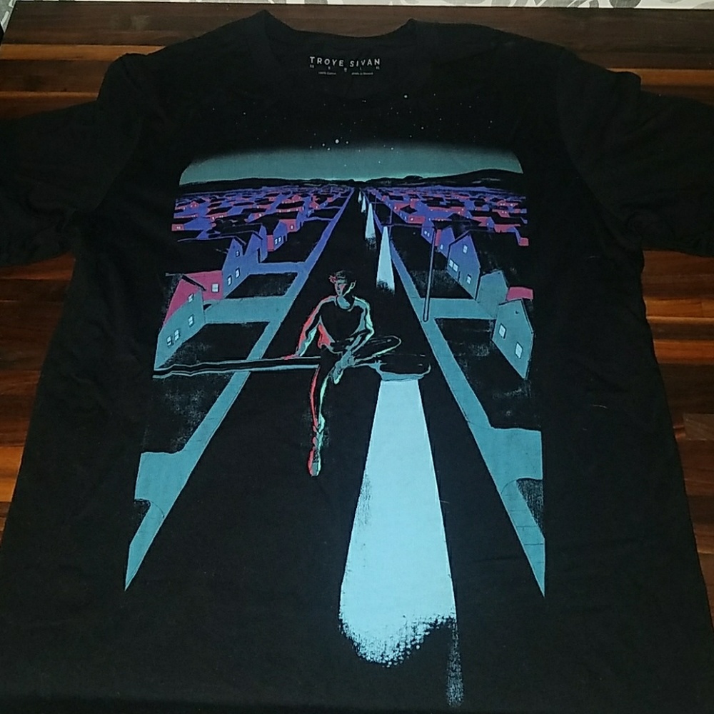 Troye Sivan concert tshirt